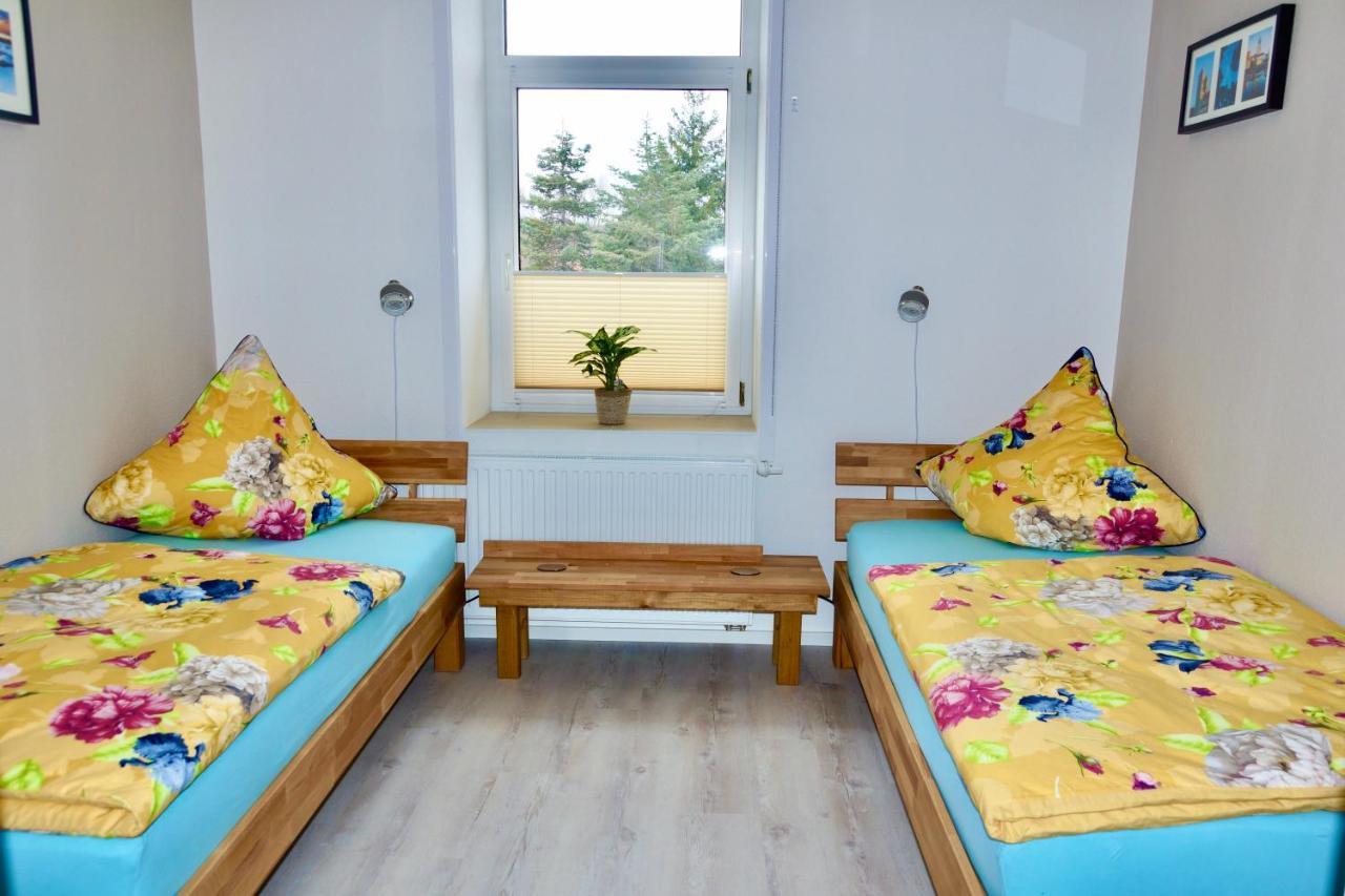 Ferienwohnung Ostard 1 Thale Esterno foto